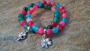 Agat i jadeit fasetowany.